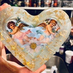 Renaissance cherub Ashtray